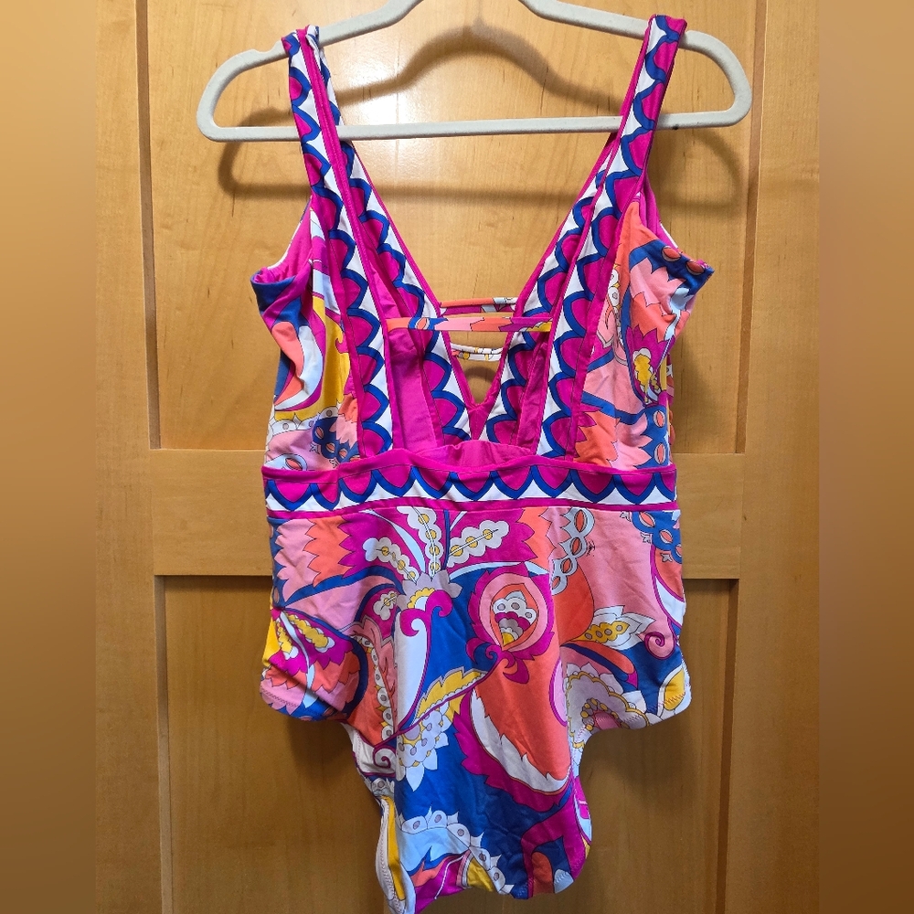 NEW Trina Turk Multicolor Sevilla Plunge One Piece Swimsuit - Picture 8 of 10